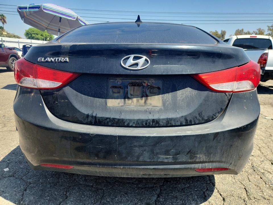 Auction sale of the 2013 Hyundai Elantra, vin: KMHDH4AE0DU838681        , lot number: 68109556