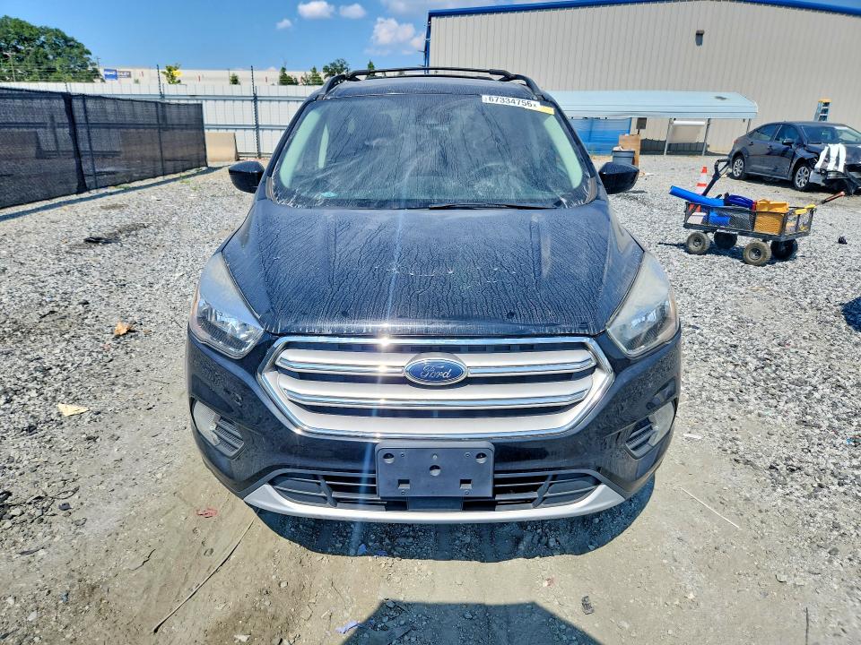 67334756 :رقم المزاد ، 1FMCU9GDXJUD46206 vin ، 2018 Ford Escape مزاد بيع