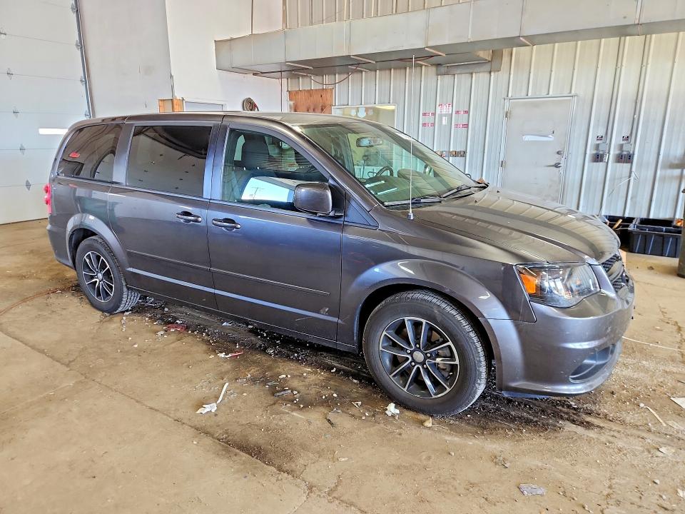 70799966 :رقم المزاد ، 2C4RDGBG6HR856872 vin ، 2017 Dodge Grand Caravan مزاد بيع