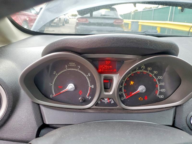 2013 Ford Fiesta მანქანა იყიდება აუქციონზე, vin: 3FADP4FJ5DM110975, აუქციონის ნომერი: 68881896