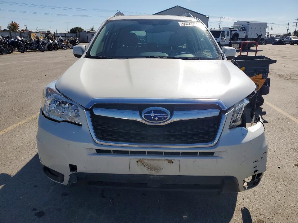 2015 Subaru Forester მანქანა იყიდება აუქციონზე, vin: JF2SJADC7FH581069, აუქციონის ნომერი: 69645196