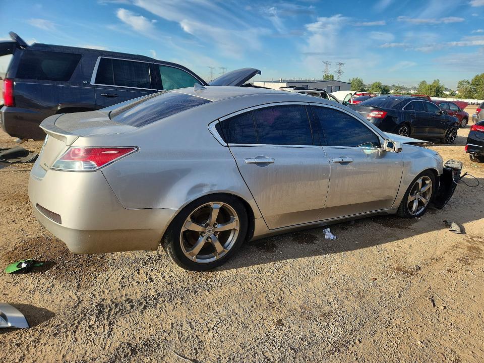 70163826 :رقم المزاد ، 19UUA96569A003693 vin ، 2009 Acura Tl مزاد بيع