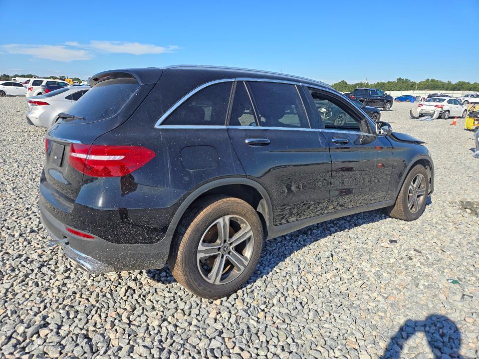 2018 Mercedes-benz Glc მანქანა იყიდება აუქციონზე, vin: WDC0G4JB3JV095798, აუქციონის ნომერი: 70249556