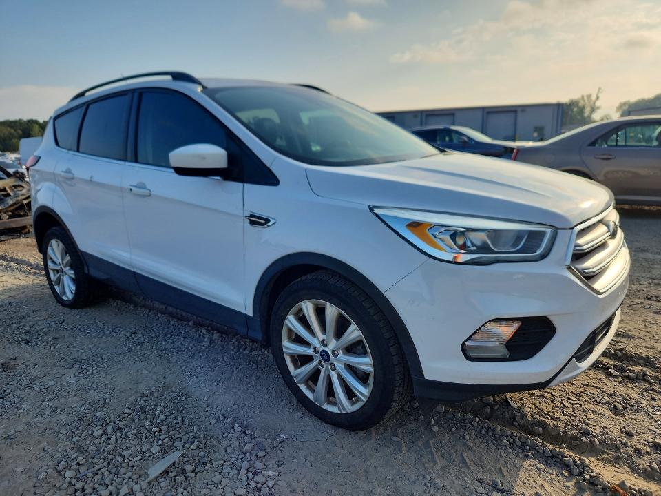 Продаж на аукціоні авто 2019 Ford Escape, vin: 1FMCU9HD2KUC45788, номер лоту: 69447936