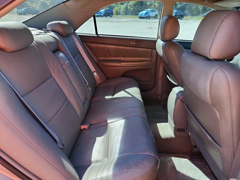 70773356 :رقم المزاد ، 4T1BE32K63U147765 vin ، 2003 Toyota Camry مزاد بيع