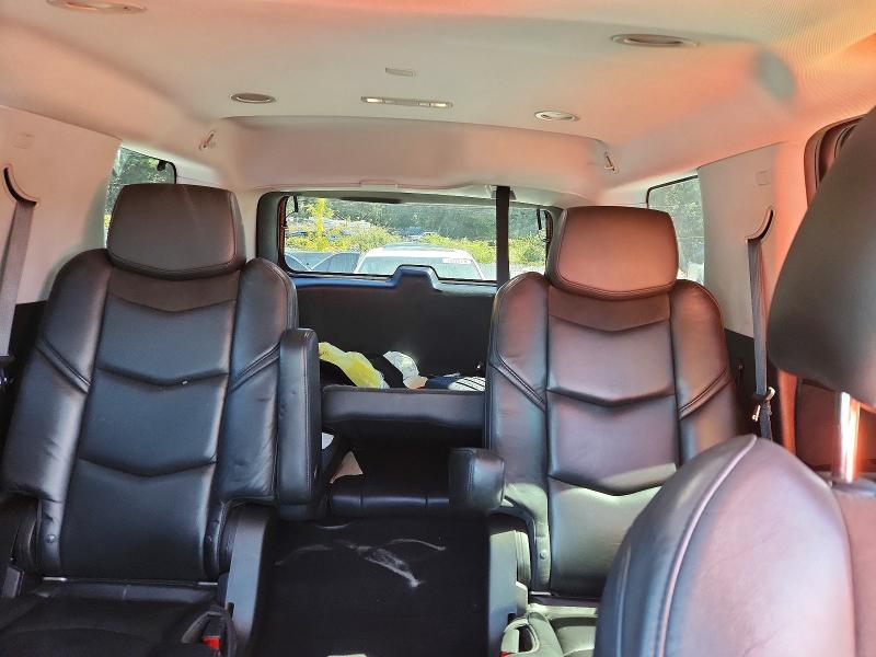 Продаж на аукціоні авто 2018 Cadillac Escalade, vin: 1GYS4BKJ8JR259826, номер лоту: 70635266
