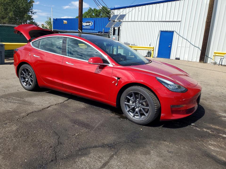 Aukcja sprzedaży 2018 Tesla Model 3, vin: 5YJ3E1EB4JF104752, numer aukcji: 69047096