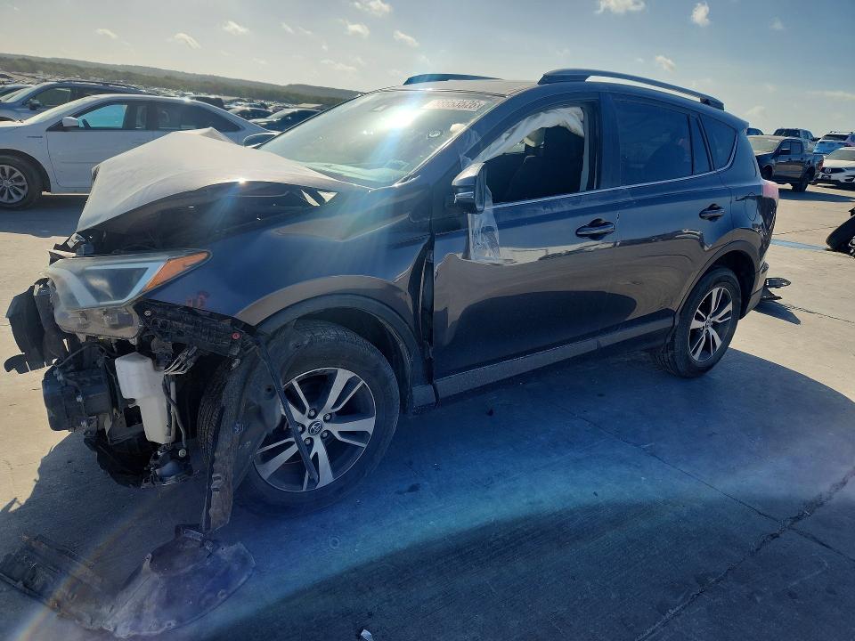 2018 Toyota Rav4 მანქანა იყიდება აუქციონზე, vin: JTMWFREV2JJ732661, აუქციონის ნომერი: 68853526