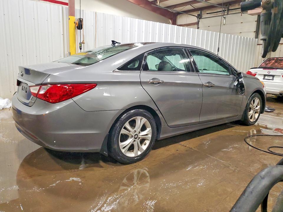 71240856 :رقم المزاد ، 5NPEC4AC4DH633266 vin ، 2013 Hyundai Sonata مزاد بيع