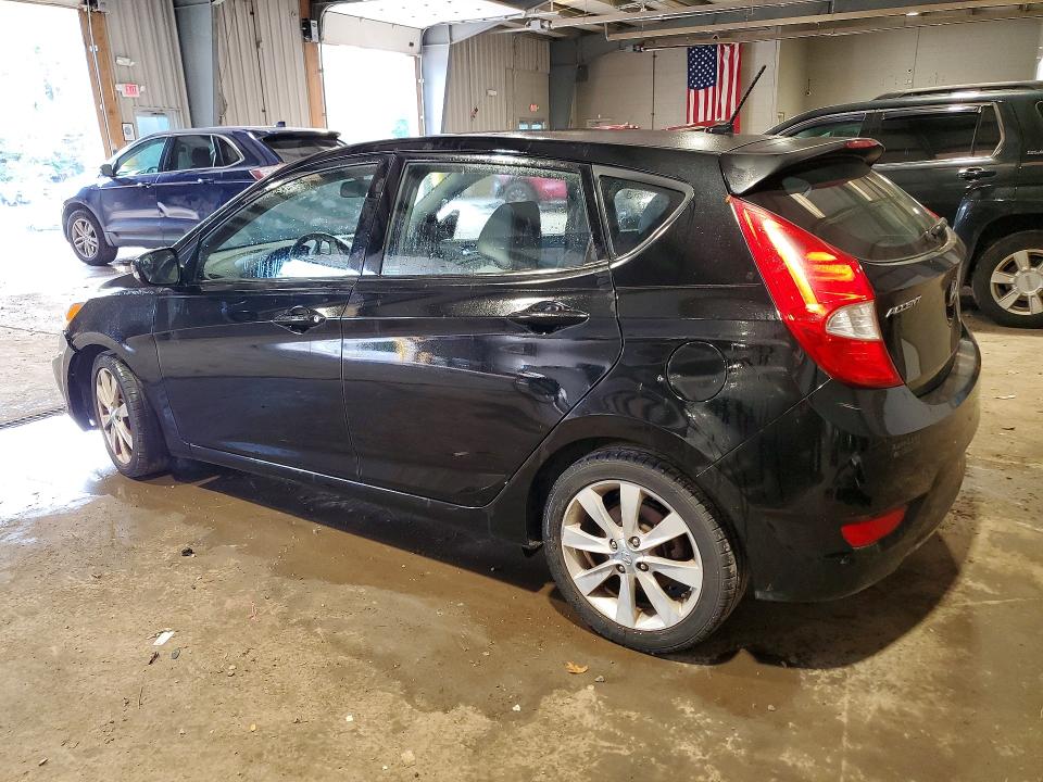2014 Hyundai Accent მანქანა იყიდება აუქციონზე, vin: KMHCU5AE9EU170135, აუქციონის ნომერი: 70927496