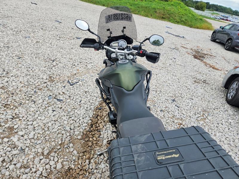 2013 Triumph Motorcycle Tiger მანქანა იყიდება აუქციონზე, vin: SMTE06BF9DT597181, აუქციონის ნომერი: 68212816