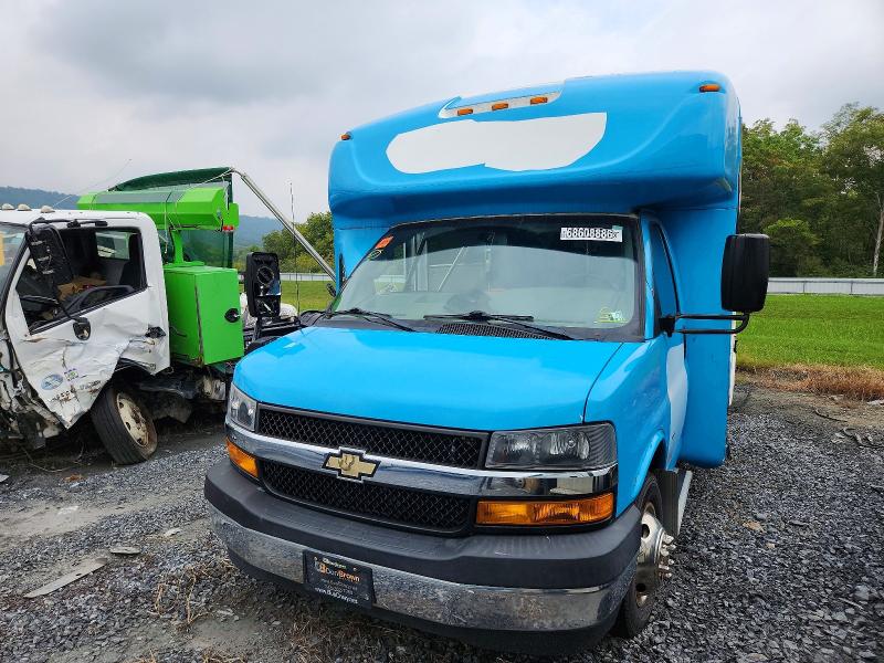 68608886 :رقم المزاد ، 1HA3GSBG0LN004163 vin ، 2020 Chevrolet Express مزاد بيع