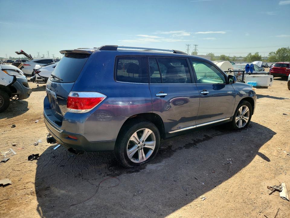 67870686 :رقم المزاد ، 5TDDK3EH3DS236494 vin ، 2013 Toyota Highlander مزاد بيع