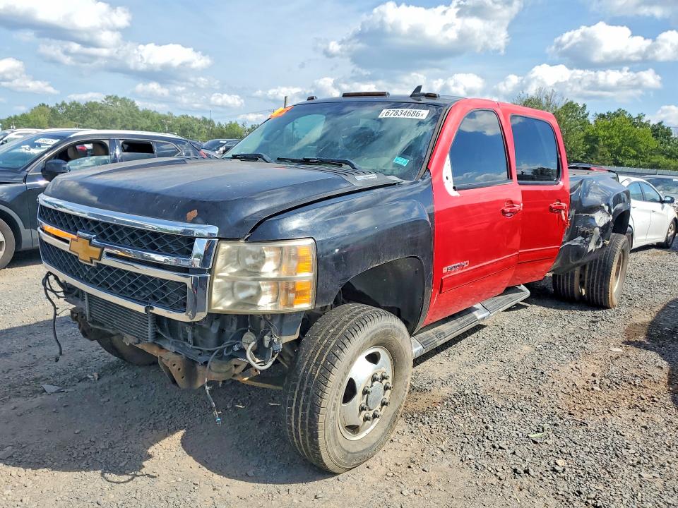 67834686 :رقم المزاد ، 1GC4K1C88EF106753 vin ، 2014 Chevrolet Silverado مزاد بيع