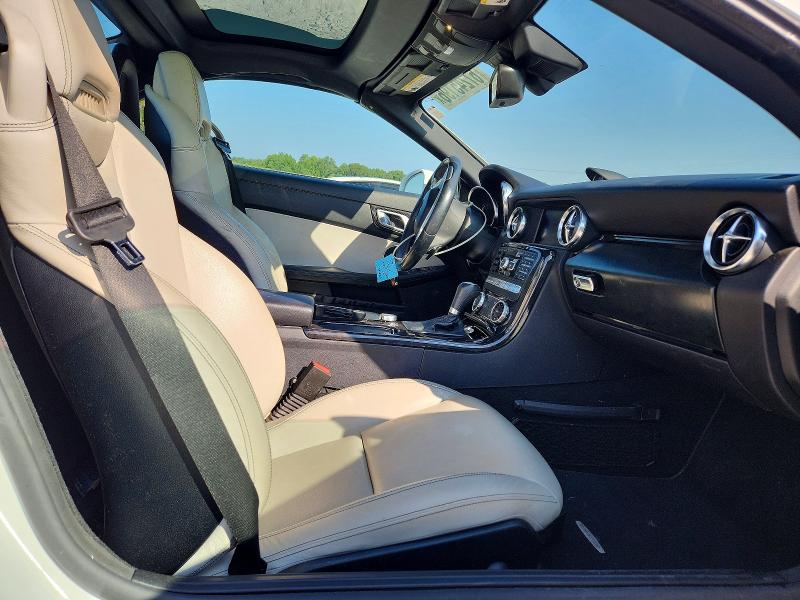 67245196 :رقم المزاد ، WDDPK5HA6EF083673 vin ، 2014 Mercedes-benz Slk مزاد بيع