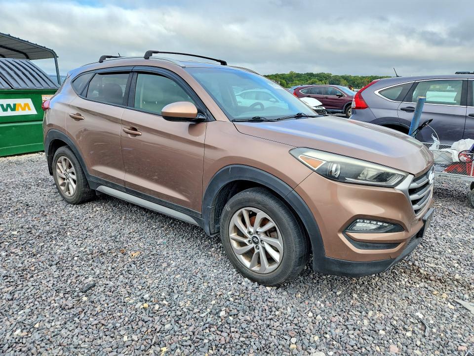70171706 :رقم المزاد ، KM8J3CA47HU317160 vin ، 2017 Hyundai Tucson مزاد بيع