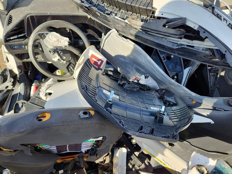 Продаж на аукціоні авто 2024 Kia Niro, vin: KNDCR3L17R5113534, номер лоту: 69192126