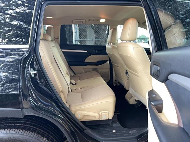 71475526 :رقم المزاد ، 5TDZZRFH9KS309982 vin ، 2019 Toyota Highlander مزاد بيع
