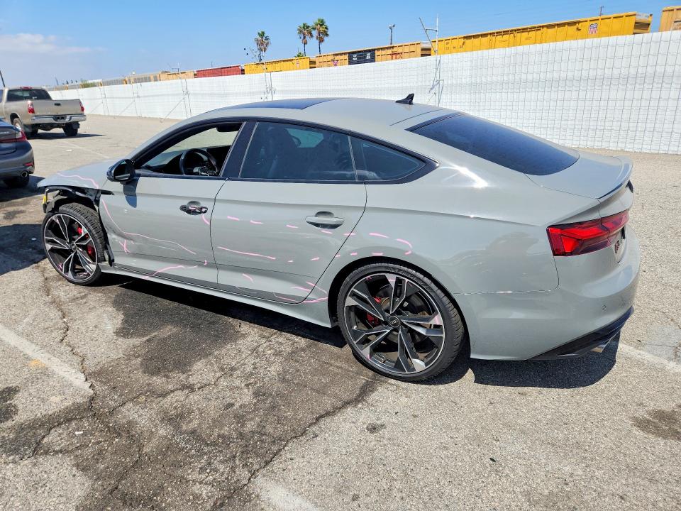 2022 Audi S5 მანქანა იყიდება აუქციონზე, vin: WAUC4CF53NA035698, აუქციონის ნომერი: 68085526