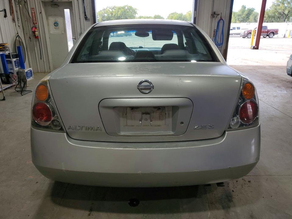 2002 Nissan Altima მანქანა იყიდება აუქციონზე, vin: 1N4AL11D62C235464, აუქციონის ნომერი: 71052086