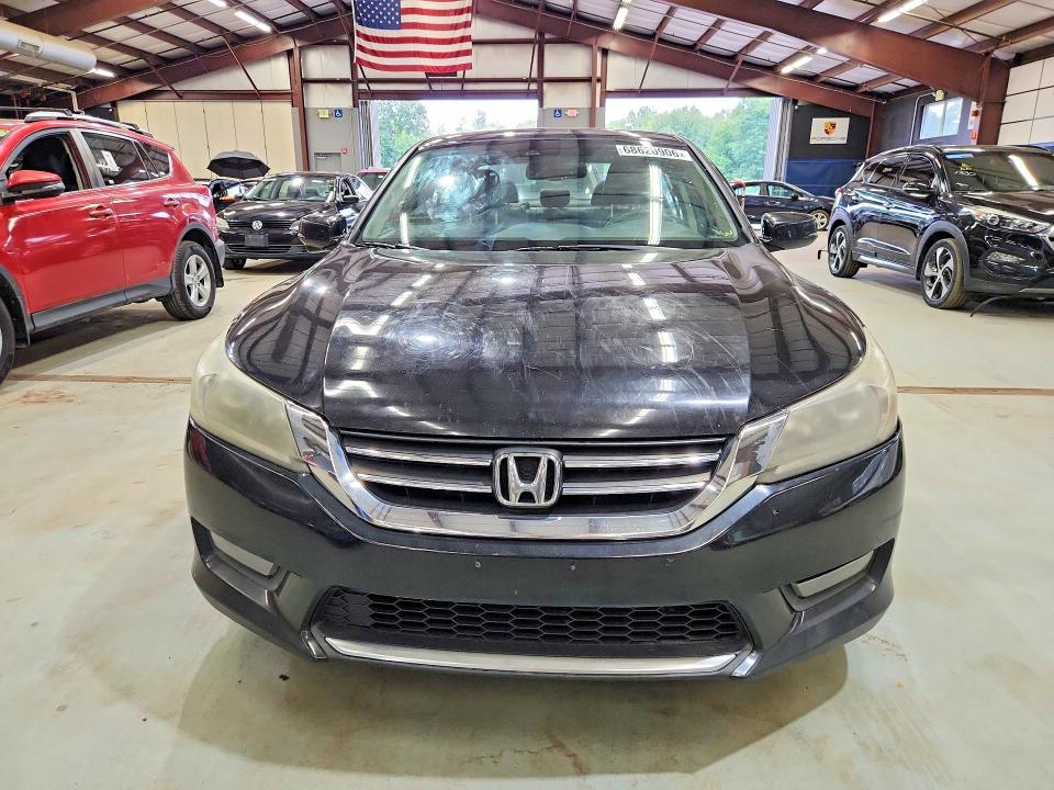 Продажа на аукционе авто 2015 Honda Accord, vin: 1HGCR2F84FA066003, номер лота: 68620906