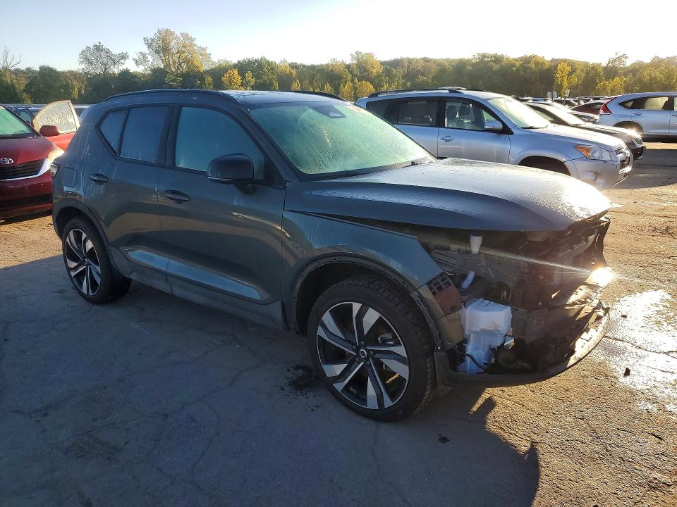 68356516 :رقم المزاد ، YV4L12UC3T2765218 vin ، 2026 Volvo Xc40 مزاد بيع