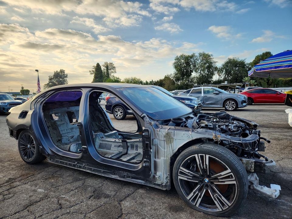 69384206 :رقم المزاد ، WBA23EH07RCR19245 vin ، 2024 Bmw 740 مزاد بيع