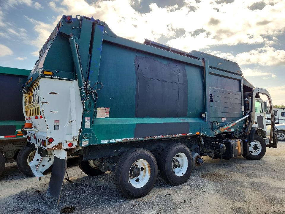 65814406 :رقم المزاد ، 1M2AV04C1GM060426 vin ، 2016 Mack Mru613 مزاد بيع
