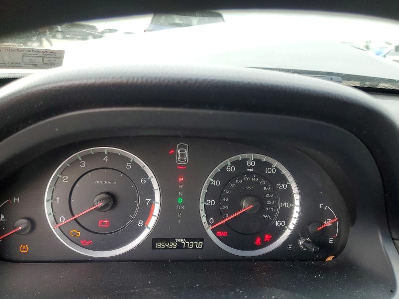 69082496 :رقم المزاد ، 1HGCP2F72BA053080 vin ، 2011 Honda Accord مزاد بيع