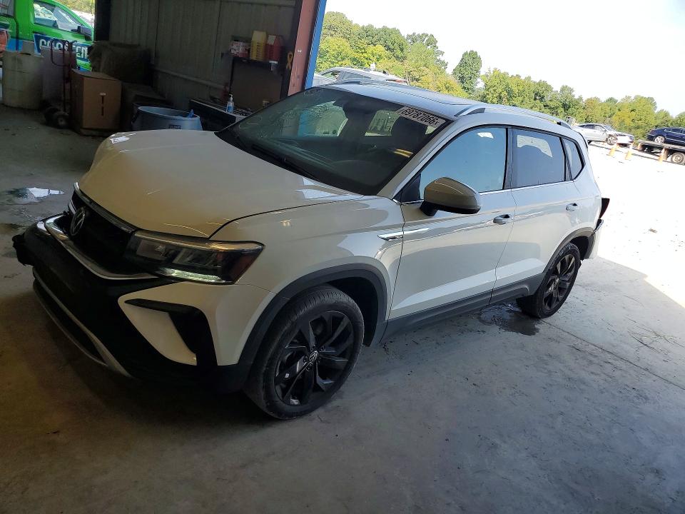 Продаж на аукціоні авто 2024 Volkswagen Taos, vin: 3VVEX7B23RM114675, номер лоту: 69787066
