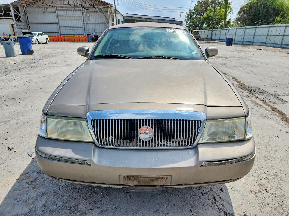 71006226 :رقم المزاد ، 2MEFM74W55X667269 vin ، 2005 Mercury Grand Marquis مزاد بيع
