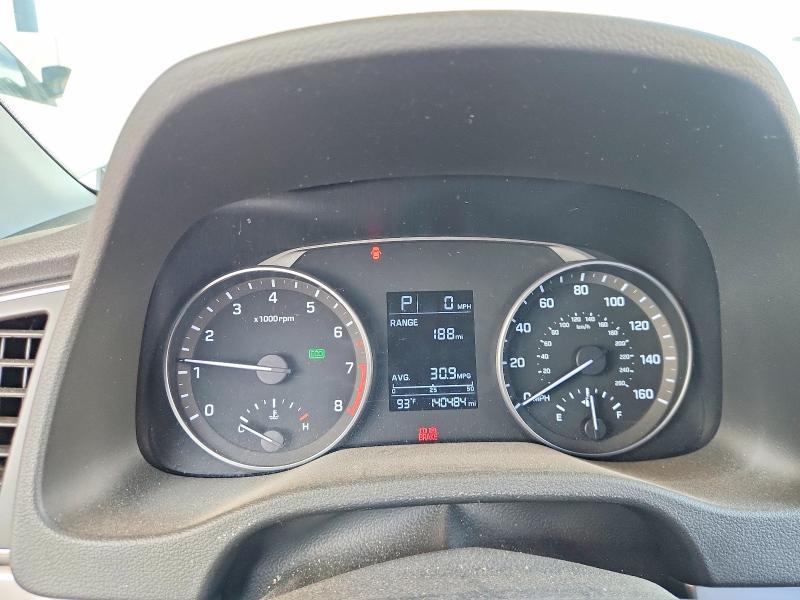 Продаж на аукціоні авто 2017 Hyundai Elantra, vin: 5NPD84LF8HH024904, номер лоту: 70017996