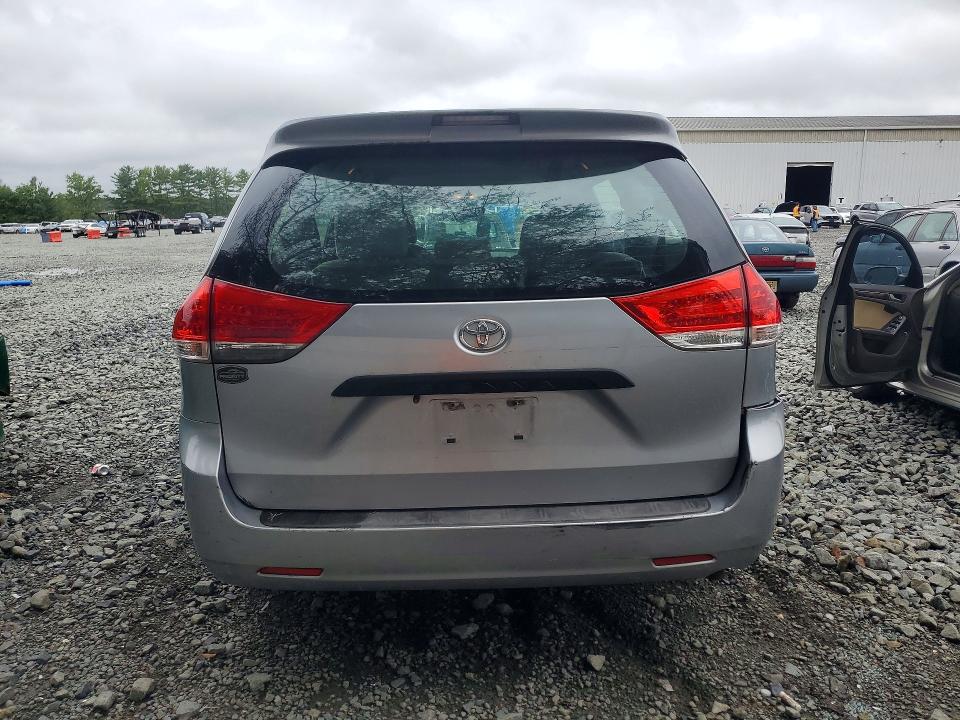 Продаж на аукціоні авто 2012 Toyota Sienna, vin: 5TDZK3DC3CS244458, номер лоту: 65897456