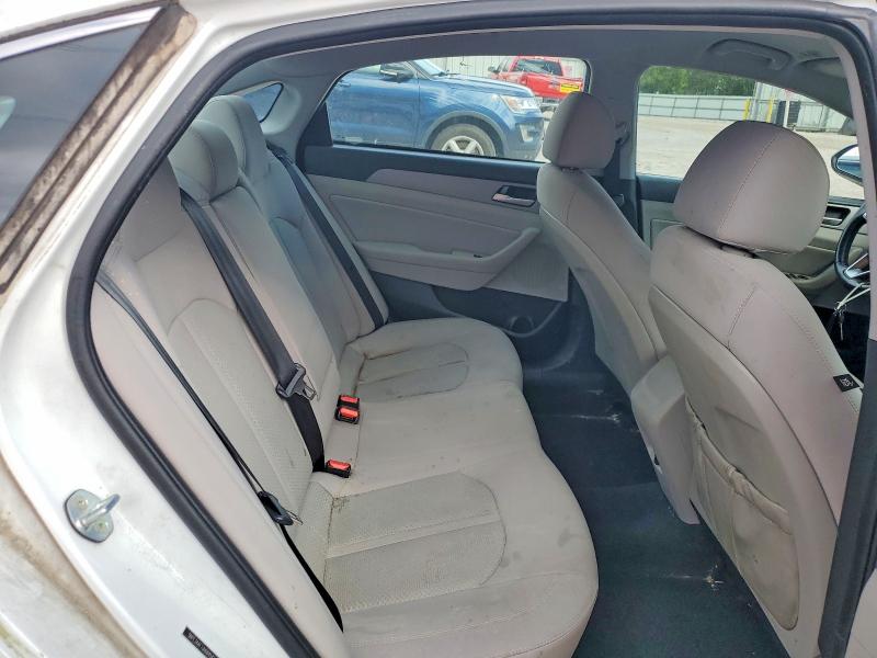 70179766 :رقم المزاد ، 5NPE34AF7JH684542 vin ، 2018 Hyundai Sonata مزاد بيع