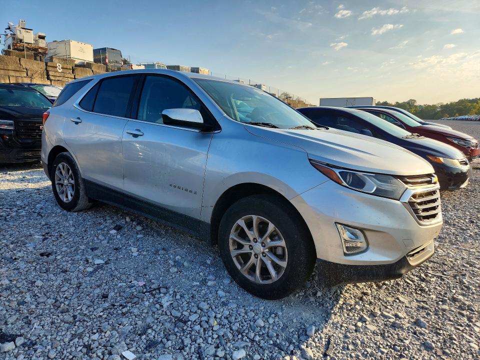 68102396 :رقم المزاد ، 3GNAXJEV4LS527988 vin ، 2020 Chevrolet Equinox مزاد بيع