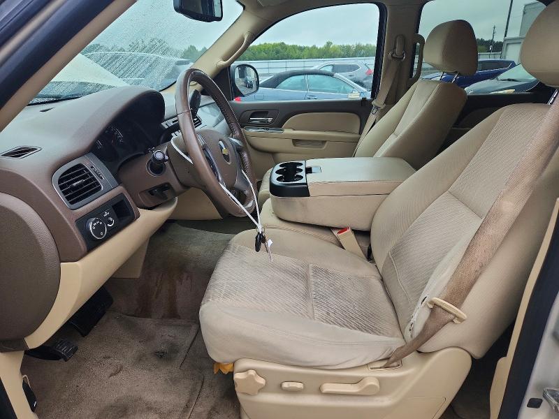 69870596 :رقم المزاد ، 1GNMCAE31AR216560 vin ، 2010 Chevrolet Tahoe مزاد بيع
