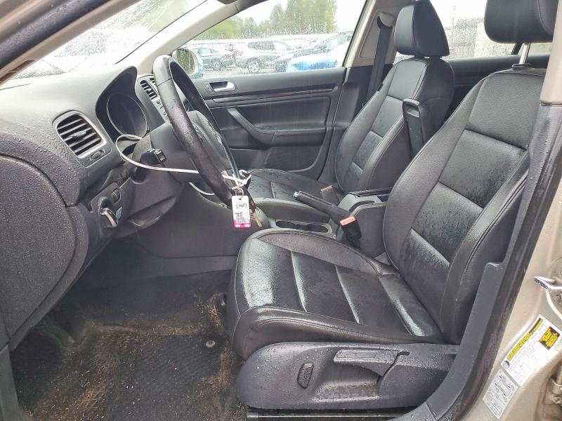71233326 :رقم المزاد ، 3VWML7AJ1EM625193 vin ، 2014 Volkswagen Jetta مزاد بيع