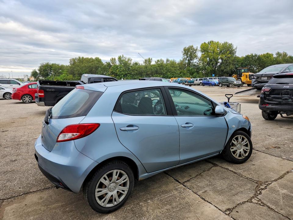 2013 Mazda Mazda2 მანქანა იყიდება აუქციონზე, vin: JM1DE1KY8D0170723, აუქციონის ნომერი: 71098806