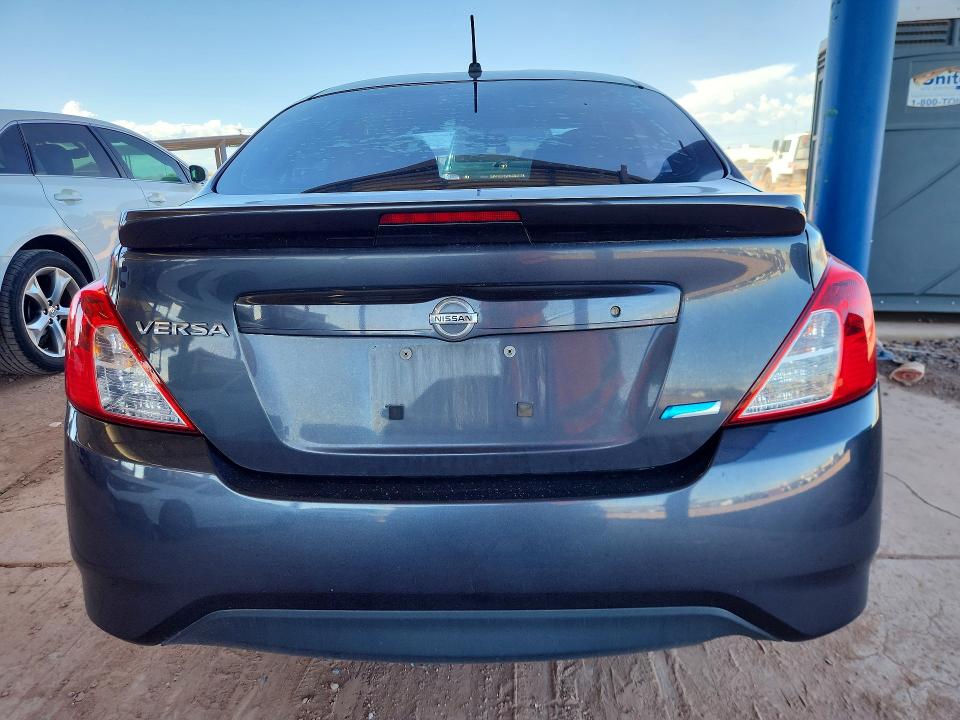 2015 Nissan Versa მანქანა იყიდება აუქციონზე, vin: 3N1CN7AP4FL872960, აუქციონის ნომერი: 67750456