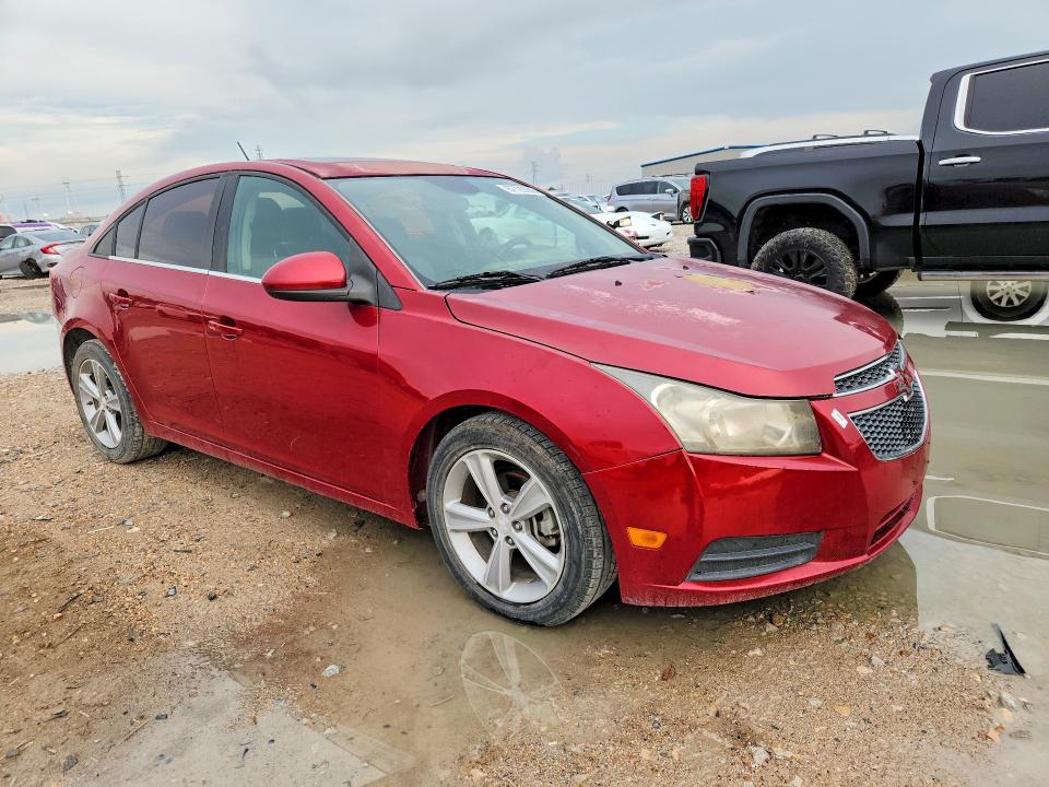 67729286 :رقم المزاد ، 1G1PE5SB0E7106399 vin ، 2014 Chevrolet Cruze مزاد بيع