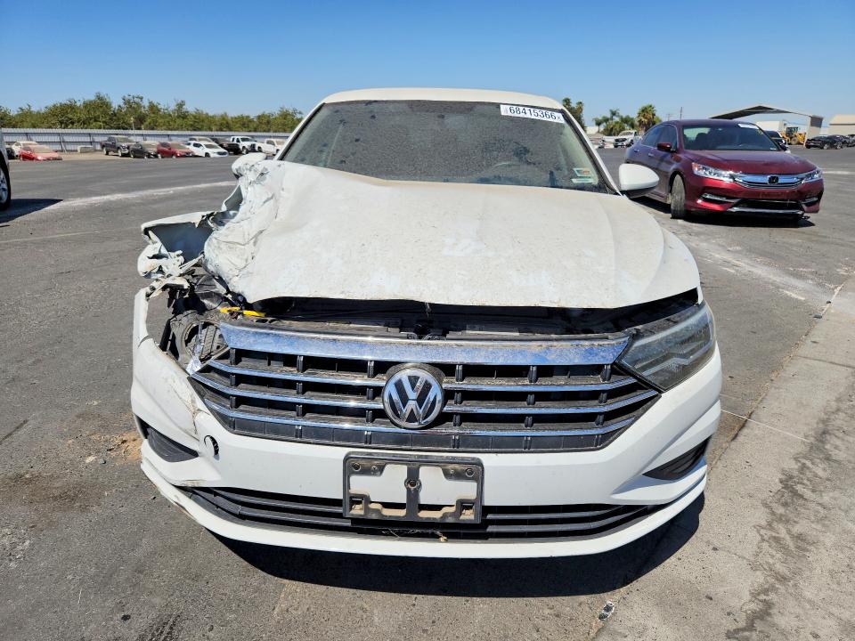 Продажа на аукционе авто 2019 Volkswagen Jetta, vin: 3VWC57BU4KM266772, номер лота: 68415366