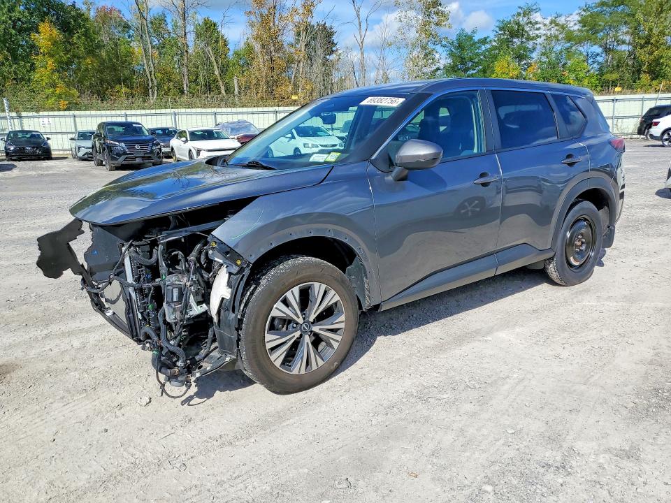 69382756 :رقم المزاد ، 5N1BT3BB3NC727313 vin ، 2022 Nissan Rogue مزاد بيع