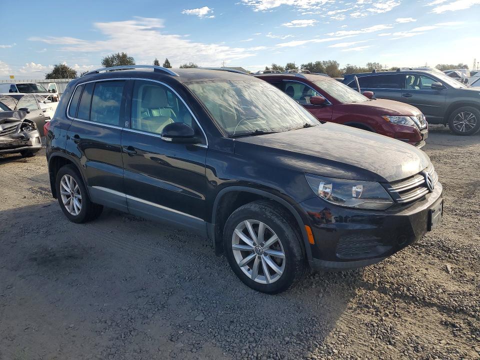 Aukcja sprzedaży 2017 Volkswagen Tiguan, vin: WVGSV7AX0HK016693, numer aukcji: 68177266