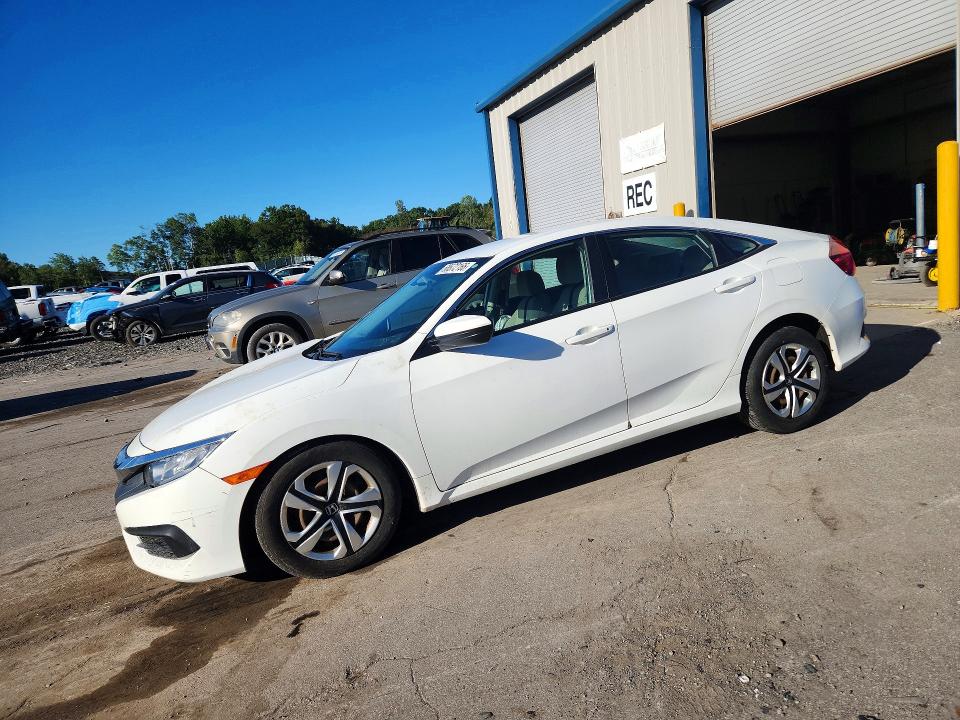 Продаж на аукціоні авто 2018 Honda Civic, vin: 2HGFC2F59JH543068, номер лоту: 68672166