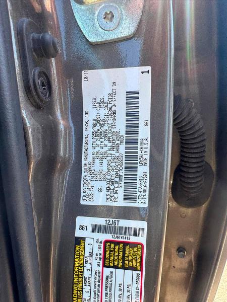 68036296 :رقم المزاد ، 5TFUM5F17CX028327 vin ، 2012 Toyota Tundra مزاد بيع