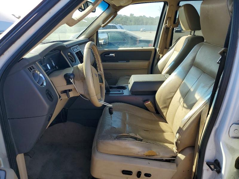 2010 Ford Expedition მანქანა იყიდება აუქციონზე, vin: 1FMJU1G58AEA15975, აუქციონის ნომერი: 69196786
