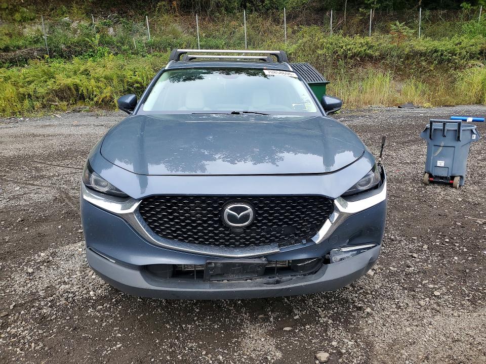 70858606 :رقم المزاد ، 3MVDMBDL5MM250860 vin ، 2021 Mazda Cx-30 مزاد بيع