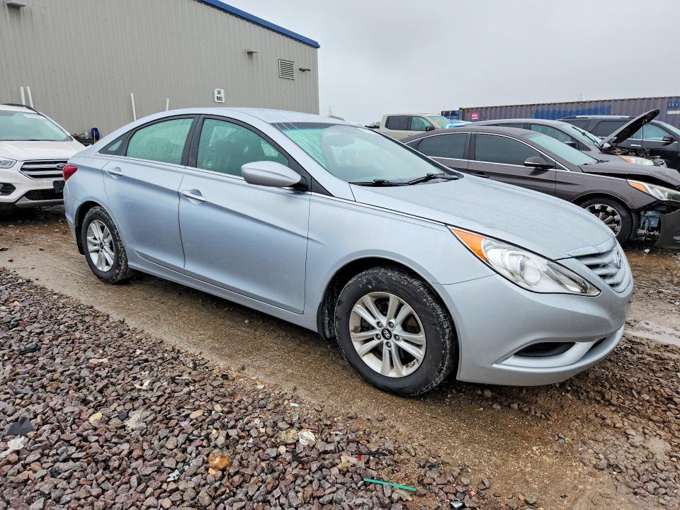 68792656 :رقم المزاد ، 5NPEB4AC9CH335913 vin ، 2012 Hyundai Sonata مزاد بيع