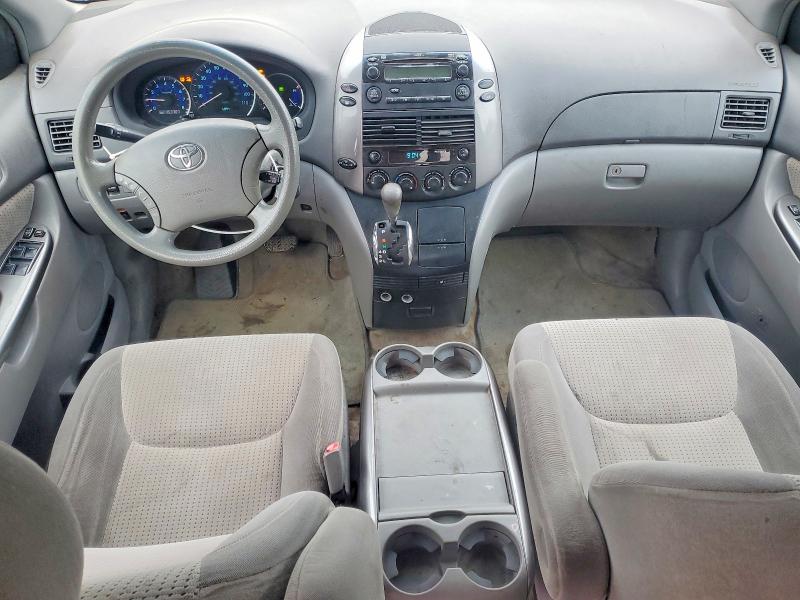 Продажа на аукционе авто 2010 Toyota Sienna, vin: 5TDKK4CC9AS305950, номер лота: 67341466