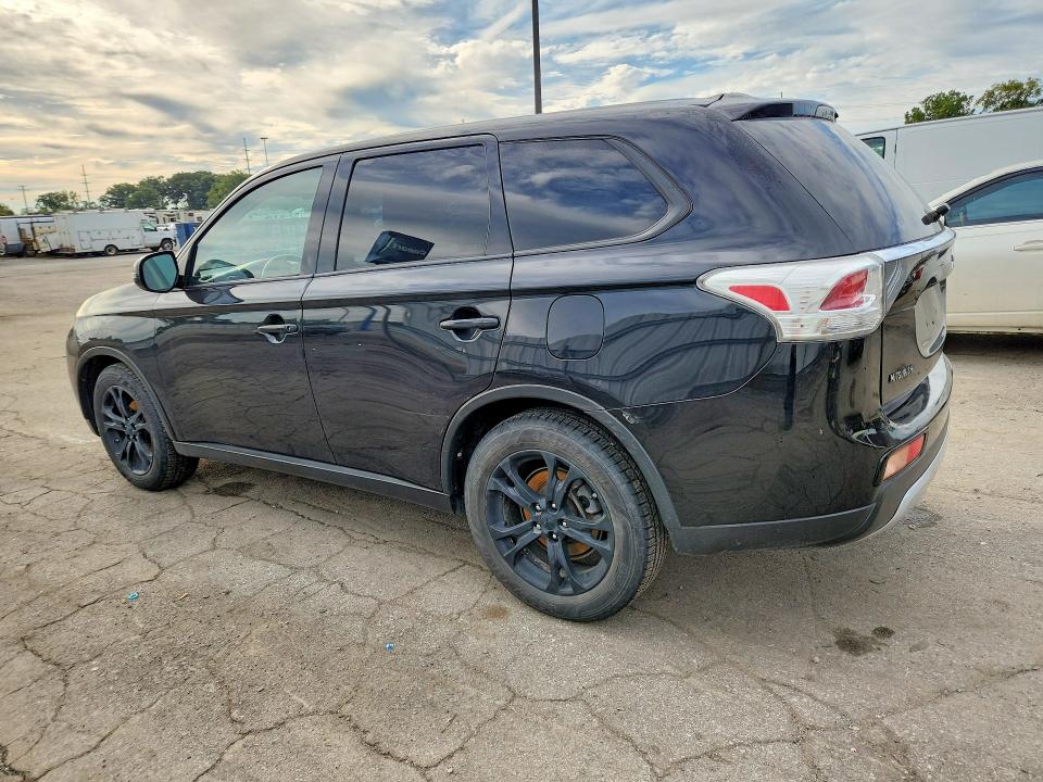 2015 Mitsubishi Outlander მანქანა იყიდება აუქციონზე, vin: JA4AD3A3XFZ013632, აუქციონის ნომერი: 70472156